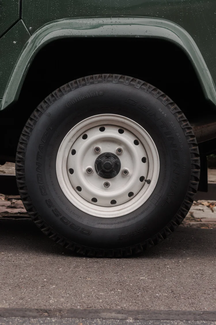 Euro 2000-Land-Rover-Defender-110-for-sale-ohio-07