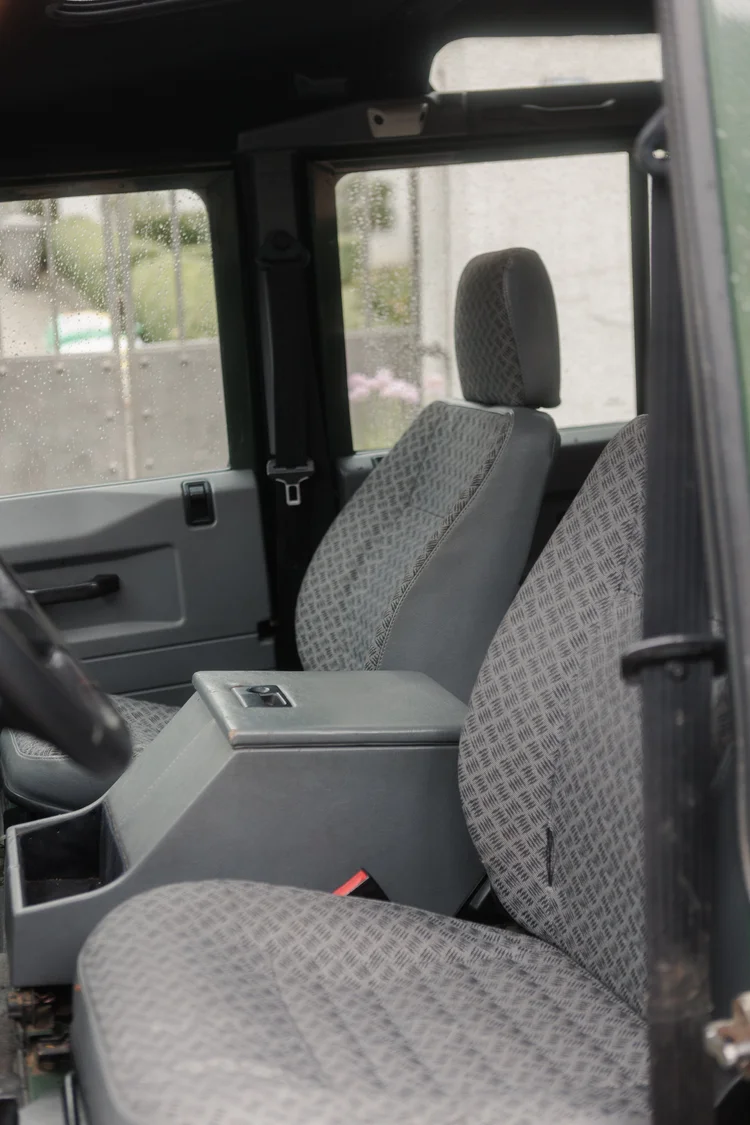 Euro 2000-Land-Rover-Defender-110-for-sale-ohio-11
