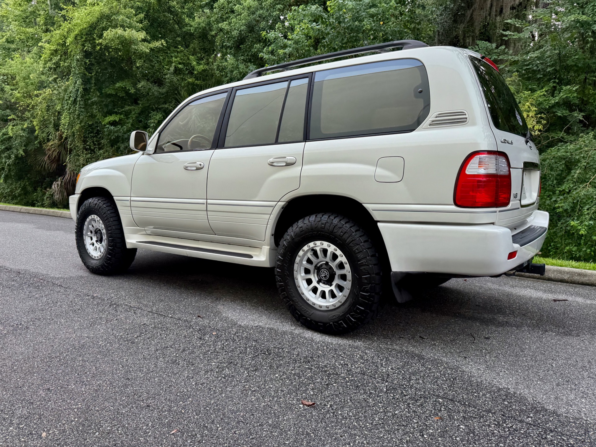Used-2000-Lexus-LX-470-FRESH-BUILD-CALI-CLEAN-CARFAX-BEAUTIFUL-1754649572