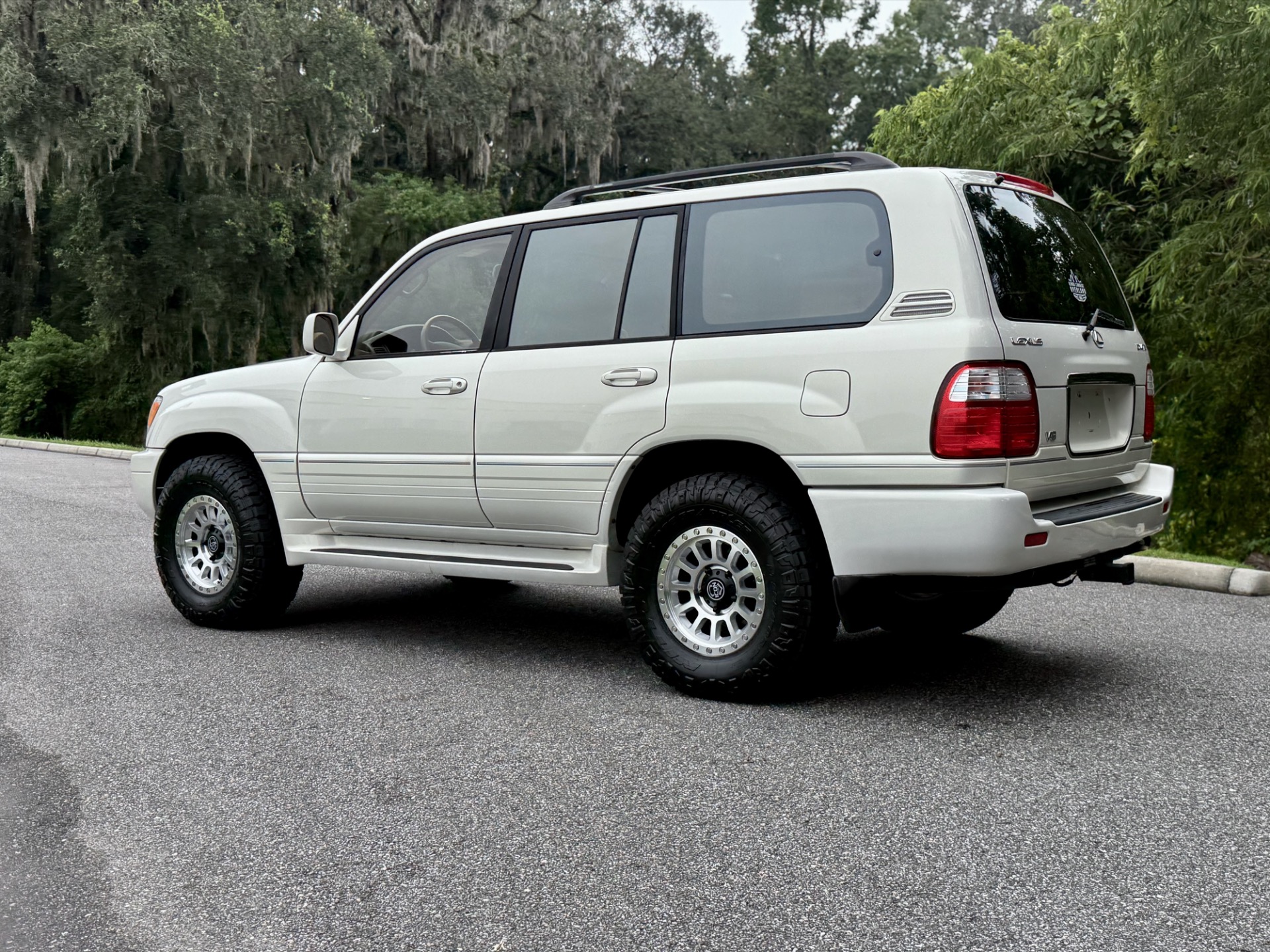 Used-2000-Lexus-LX-470-FRESH-BUILD-CALI-CLEAN-CARFAX-BEAUTIFUL-1754649596