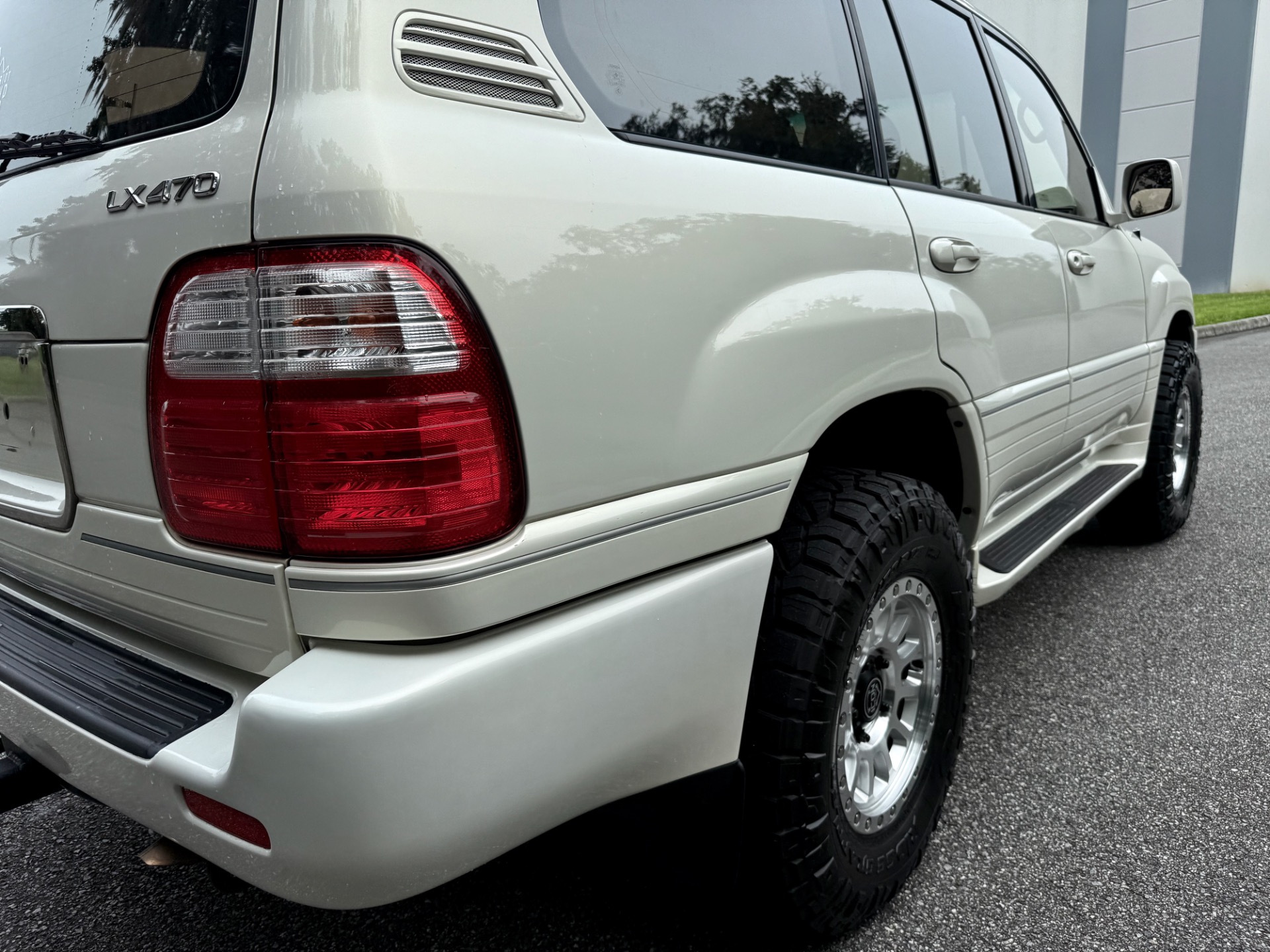 Used-2000-Lexus-LX-470-FRESH-BUILD-CALI-CLEAN-CARFAX-BEAUTIFUL-1754649601