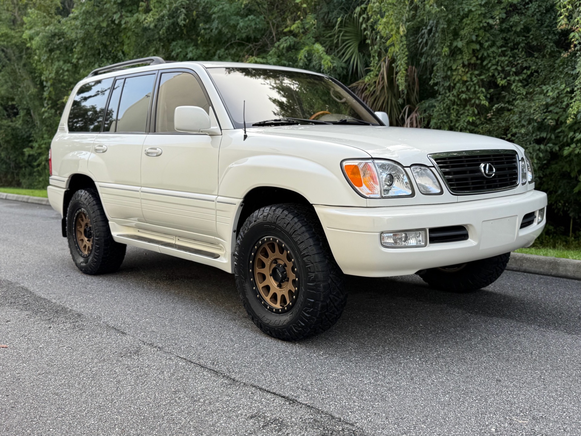 Used-2002-Lexus-LX-470-FRESH-BUILD-CALI-CLEAN-CARFAX-BEAUTIFUL-1754657988