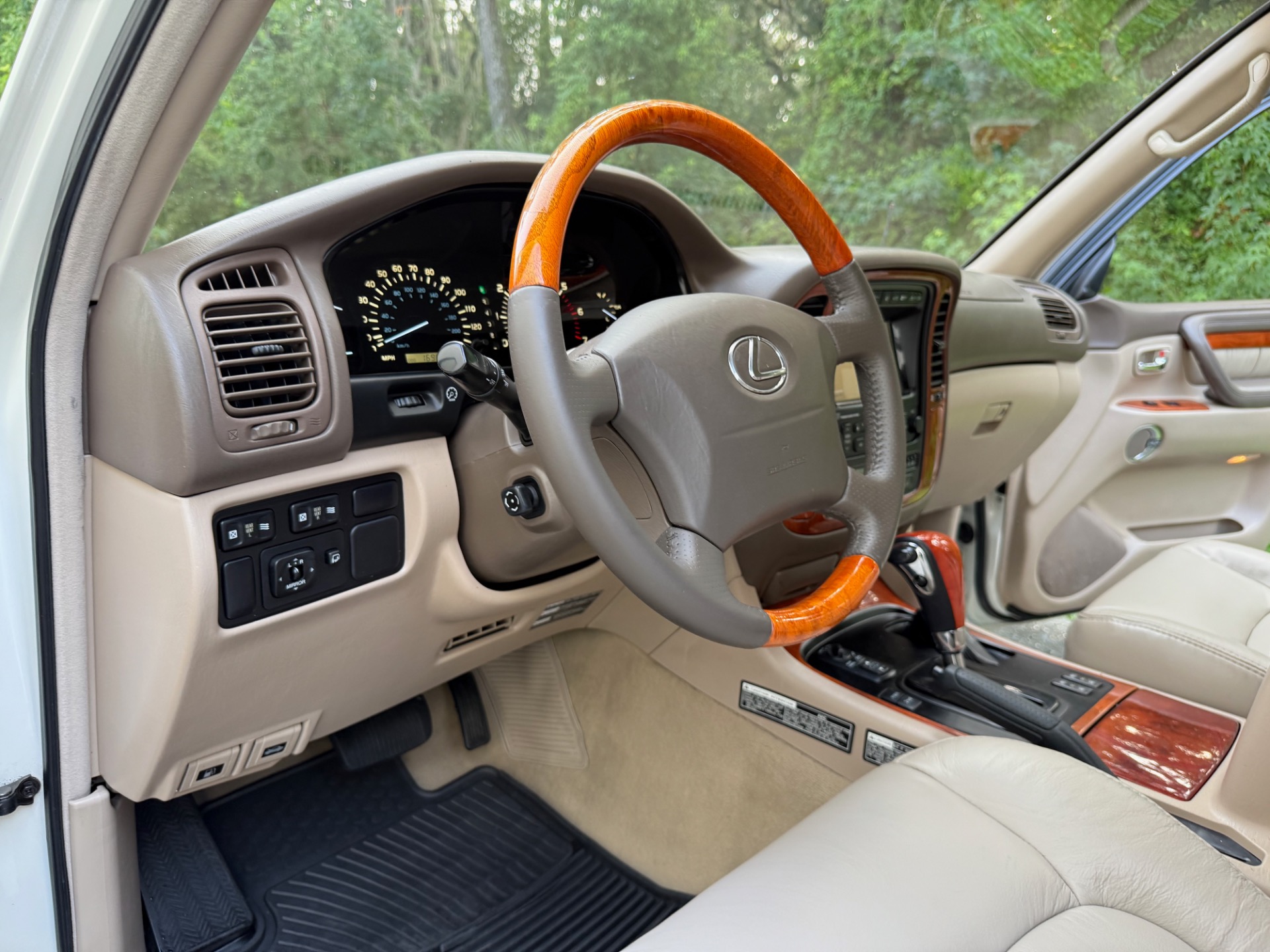Used-2002-Lexus-LX-470-FRESH-BUILD-CALI-CLEAN-CARFAX-BEAUTIFUL-1754658032