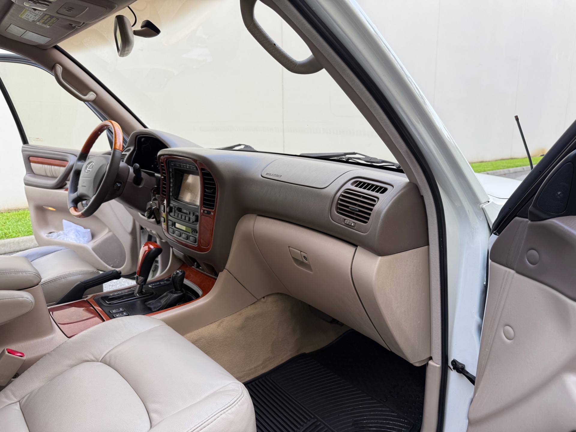 Used-2002-Lexus-LX-470-FRESH-BUILD-CALI-CLEAN-CARFAX-BEAUTIFUL-1754658034
