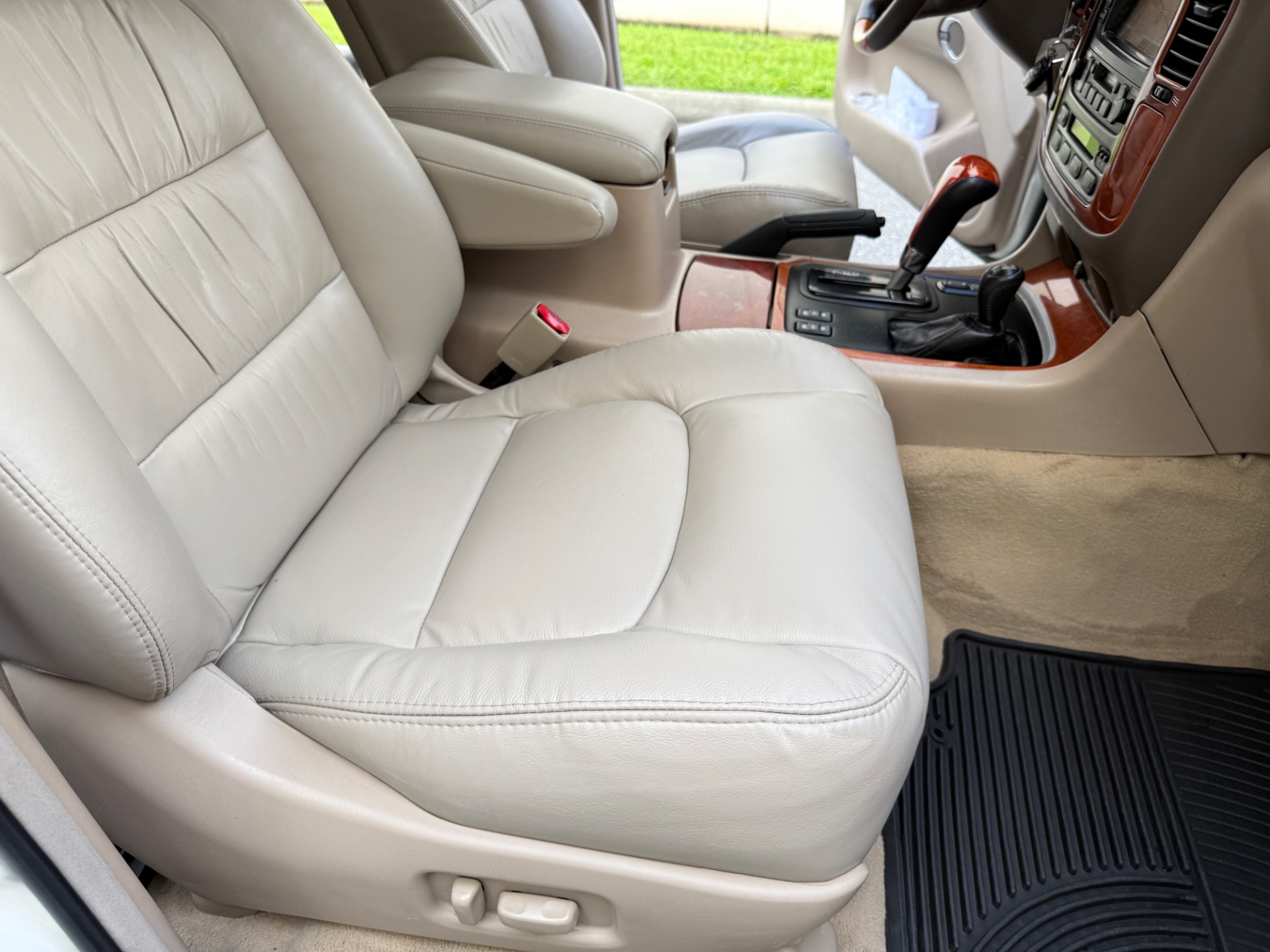 Used-2002-Lexus-LX-470-FRESH-BUILD-CALI-CLEAN-CARFAX-BEAUTIFUL-1754658037