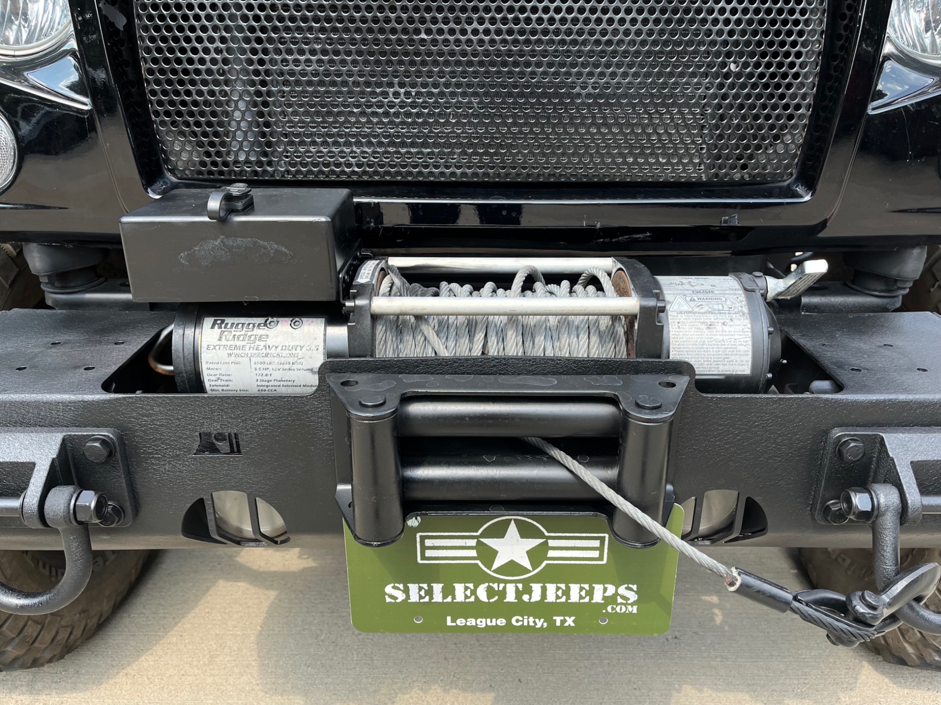 Used-2010-Jeep-Wrangler-Unlimited-Sport (2)
