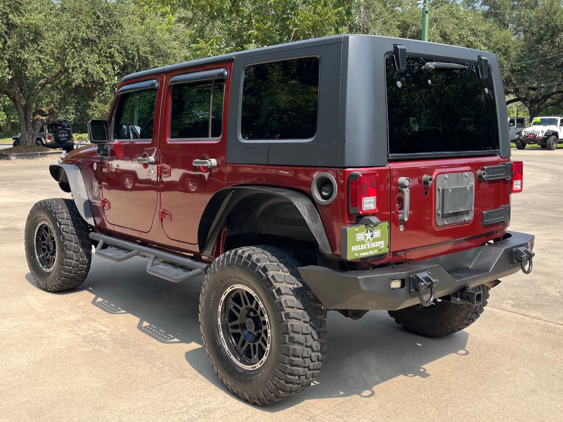Used-2010-Jeep-Wrangler-Unlimited-Sport (5)