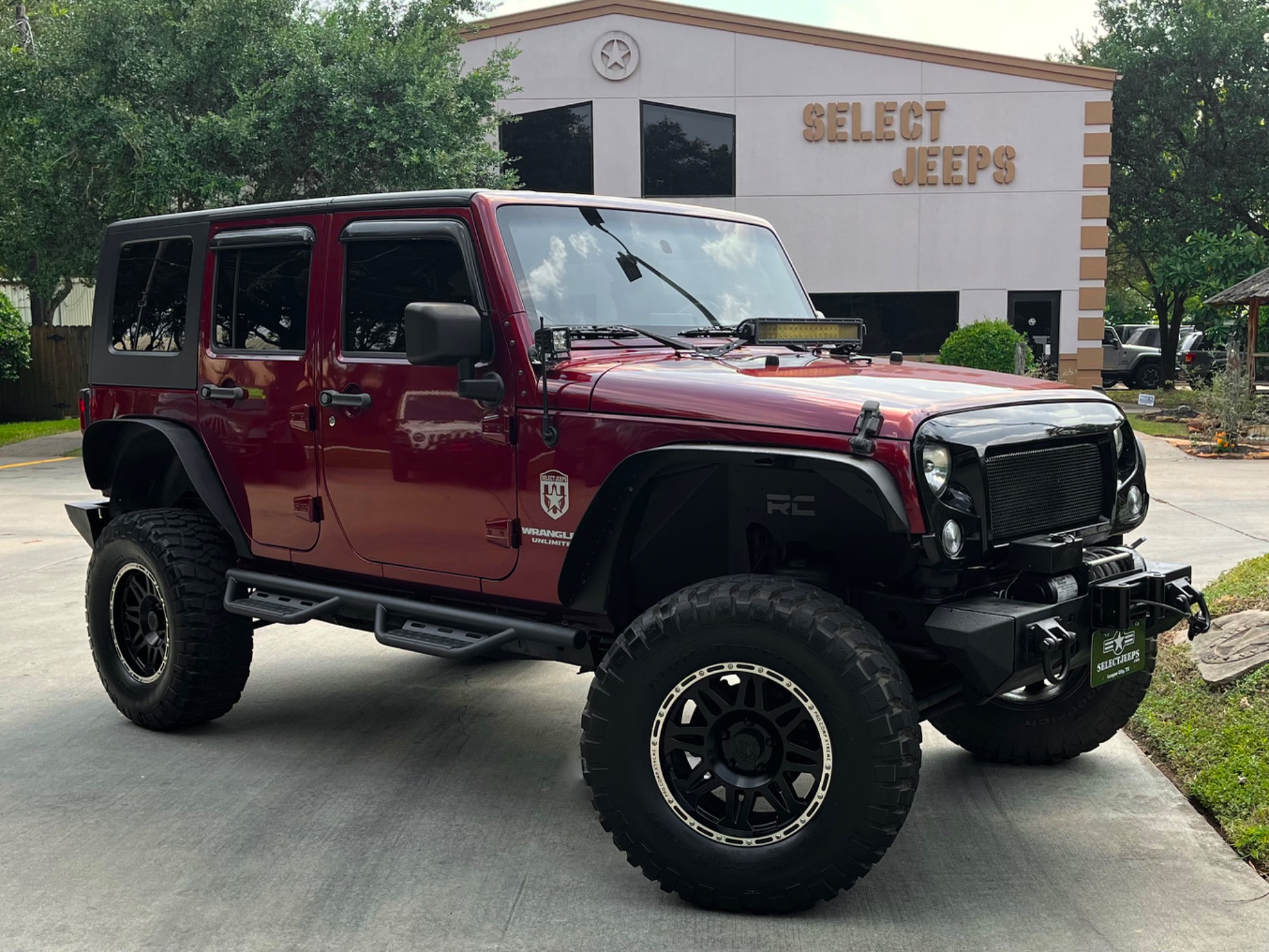 Used-2010-Jeep-Wrangler-Unlimited-Sport