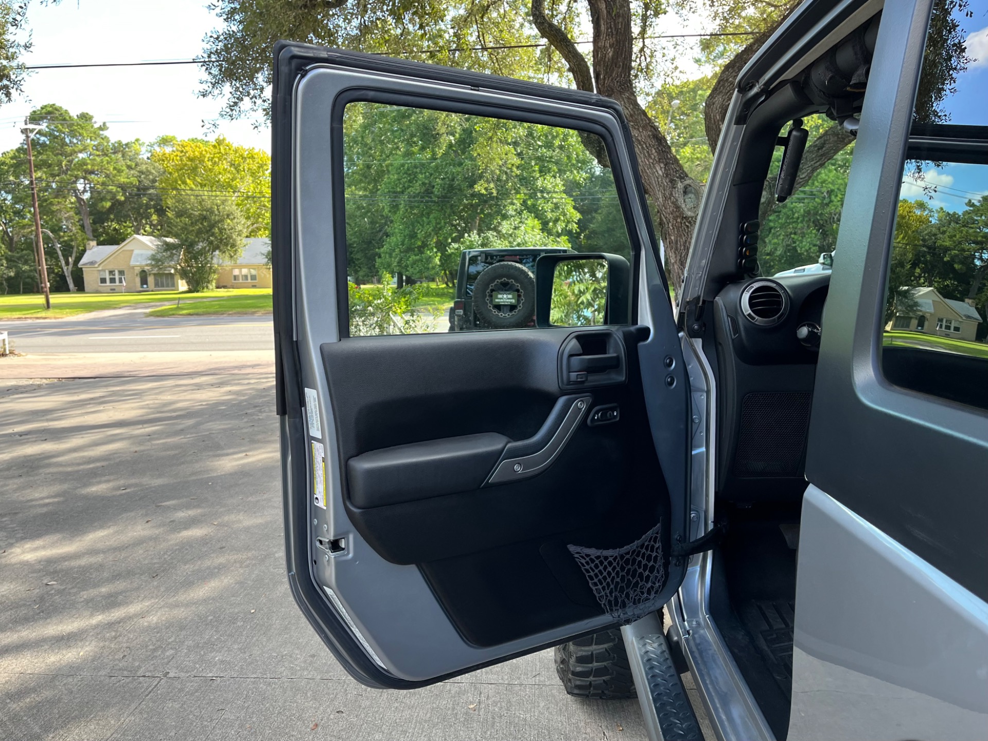 Used-2013-Jeep-Wrangler-Sport (12)