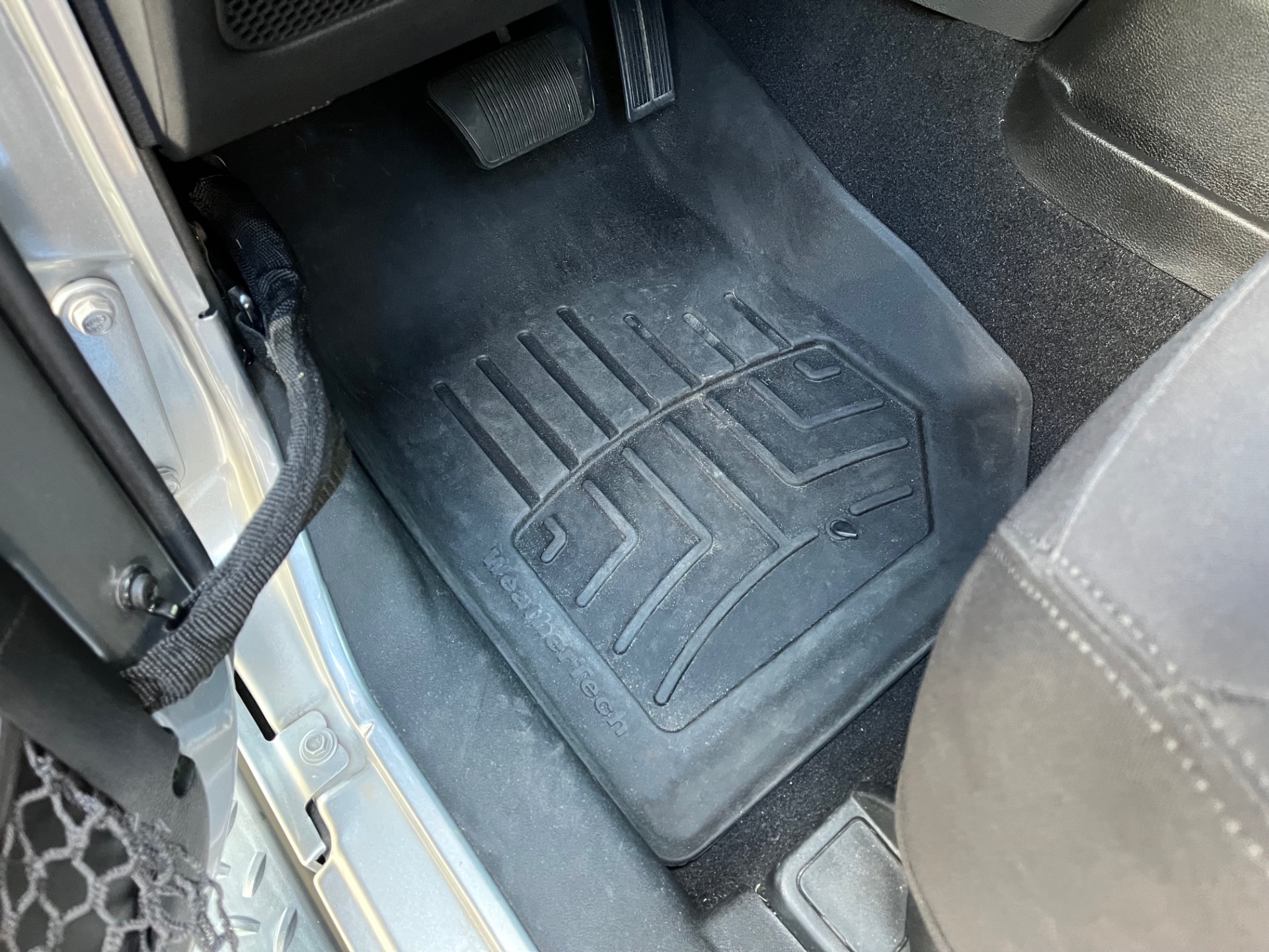 Used-2013-Jeep-Wrangler-Sport (16)