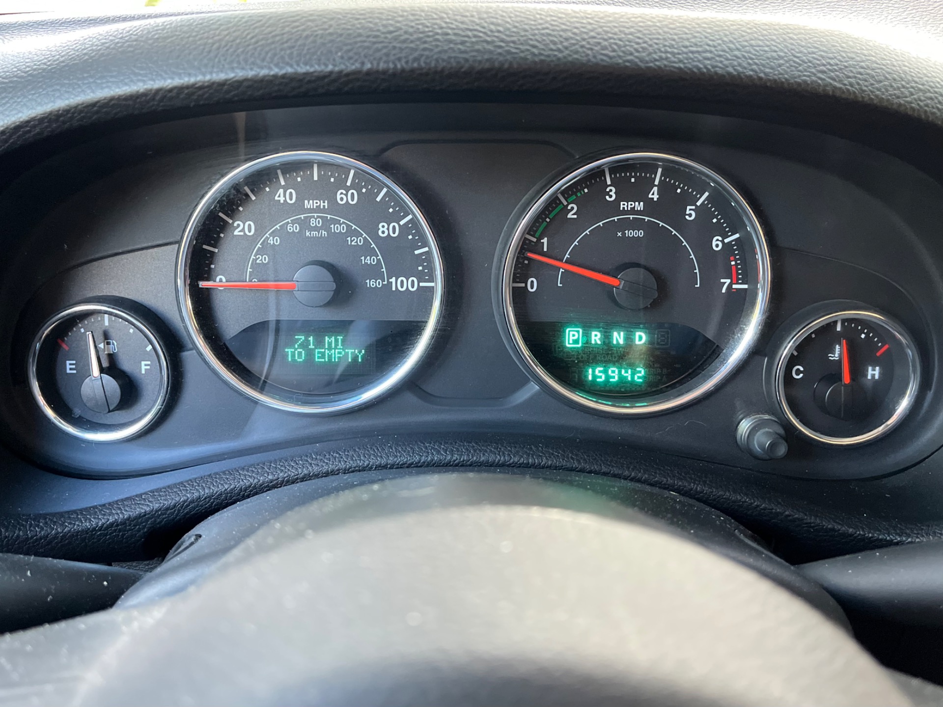 Used-2013-Jeep-Wrangler-Sport (19)
