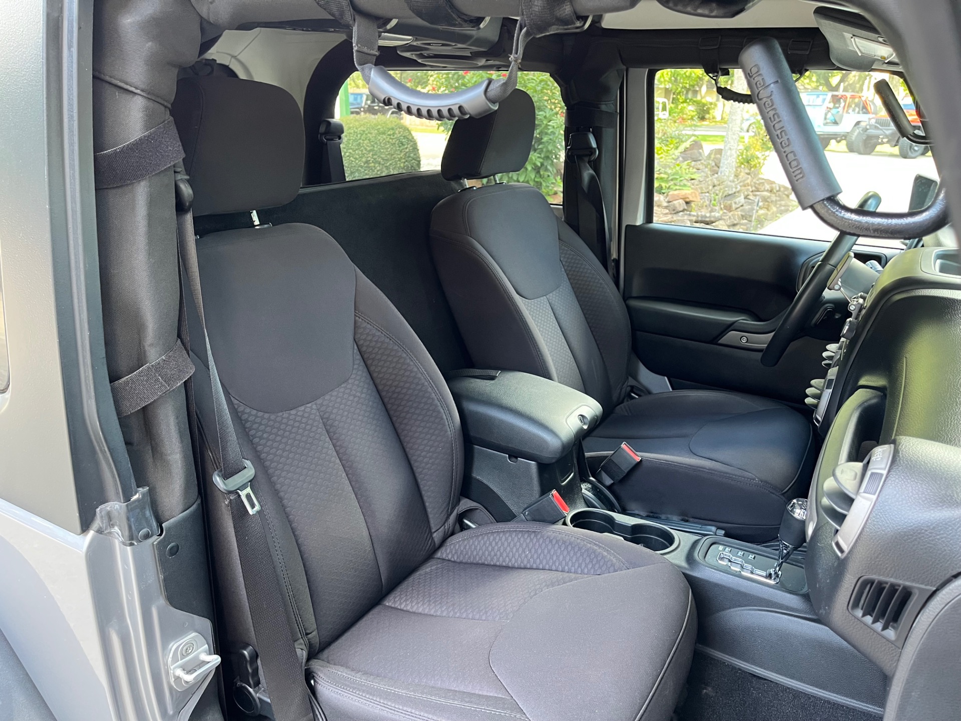 Used-2013-Jeep-Wrangler-Sport (24)