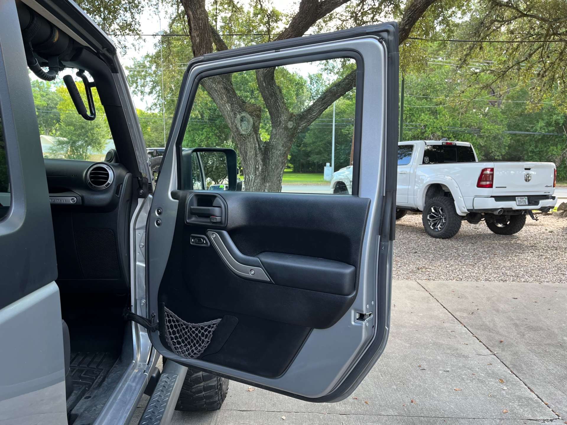 Used-2013-Jeep-Wrangler-Sport (26)