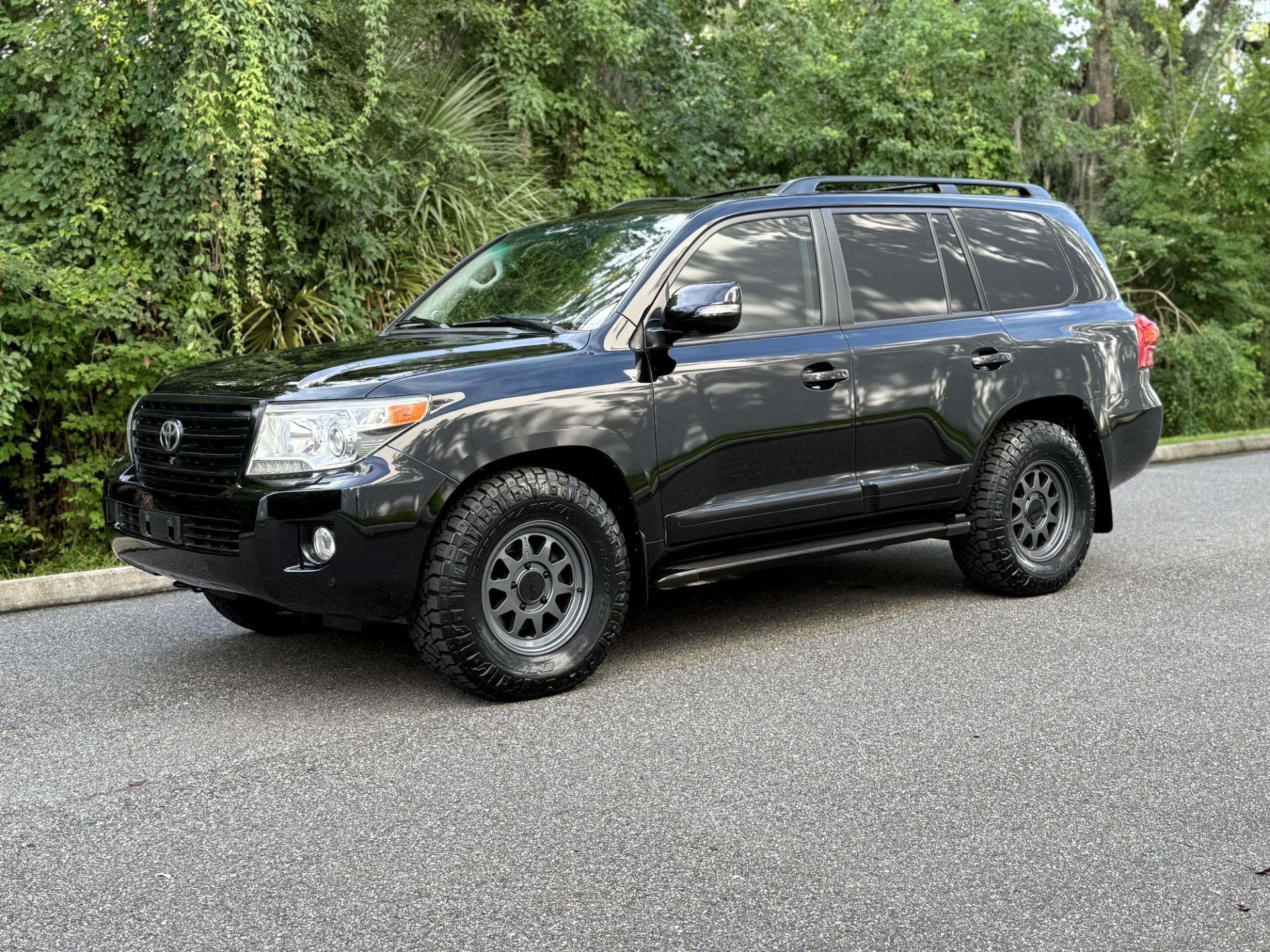 Used-2014-Toyota-Land-Cruiser-200-SUPER-CLEAN-TX-RIG-1754517836