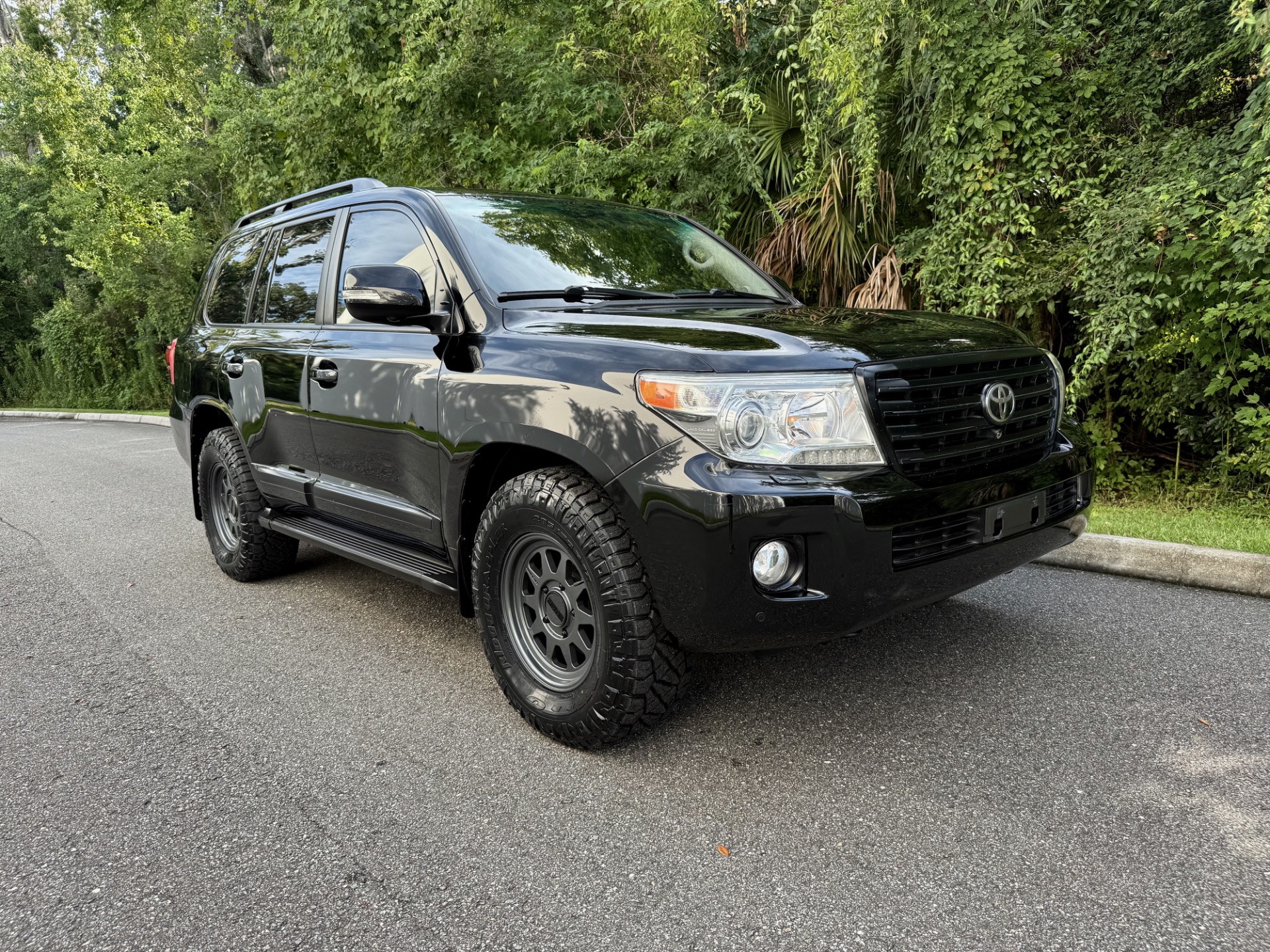 Used-2014-Toyota-Land-Cruiser-200-SUPER-CLEAN-TX-RIG-1754517838