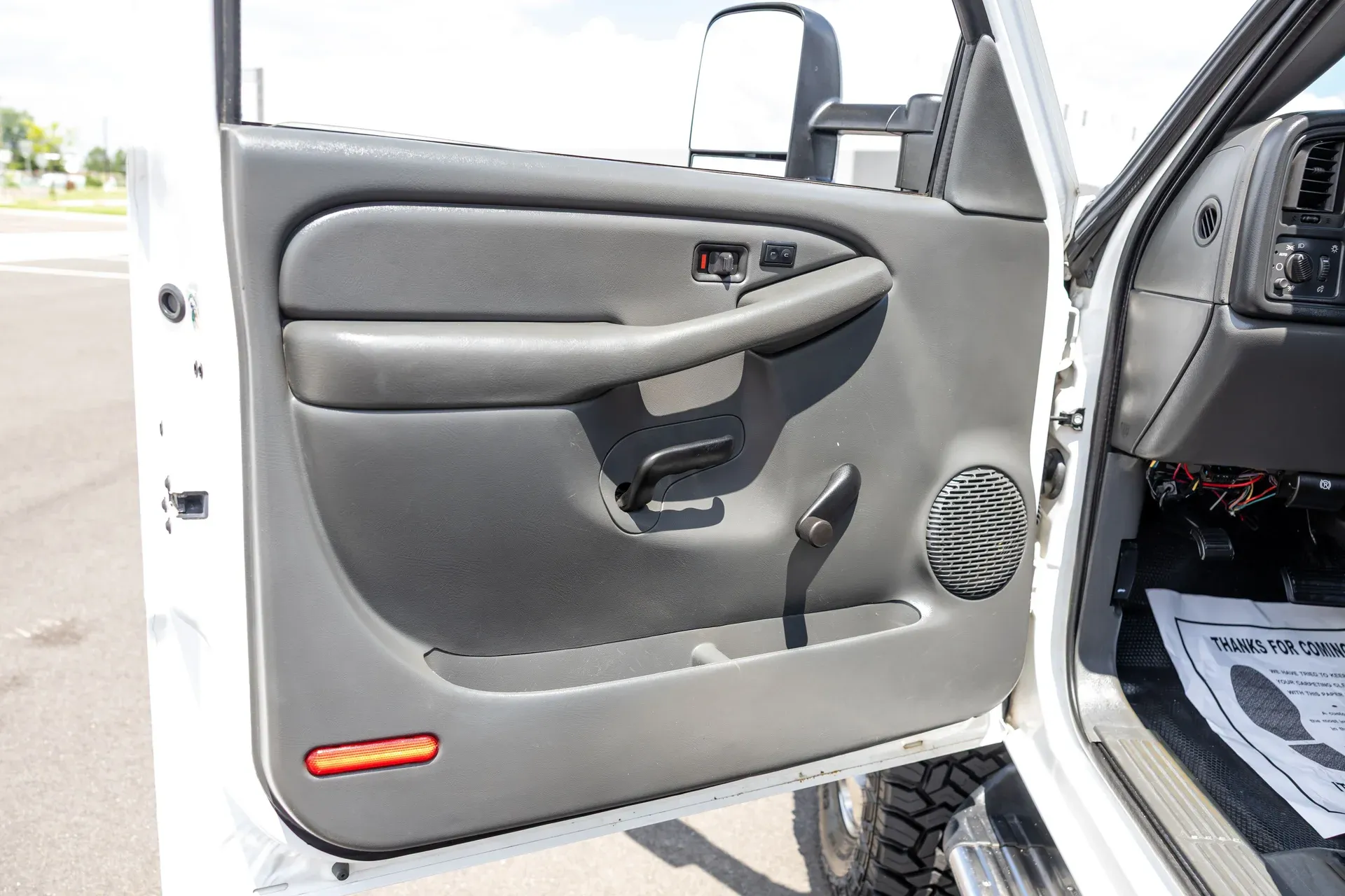 imgi_103_2003-chevrolet-silverado-3500-crew-cab-167-wb-4wd-drw