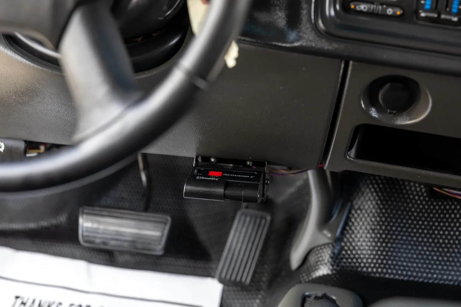 imgi_116_2003-chevrolet-silverado-3500-crew-cab-167-wb-4wd-drw