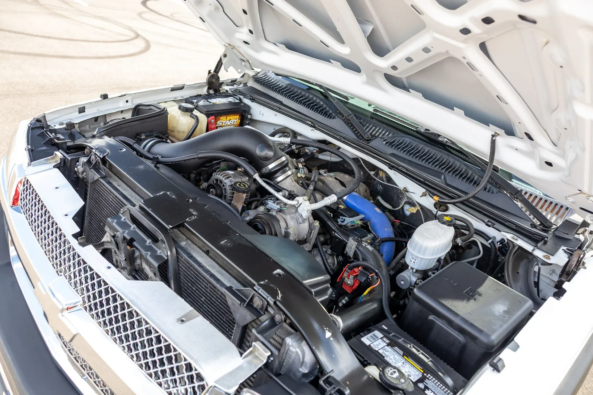 imgi_123_2003-chevrolet-silverado-3500-crew-cab-167-wb-4wd-drw