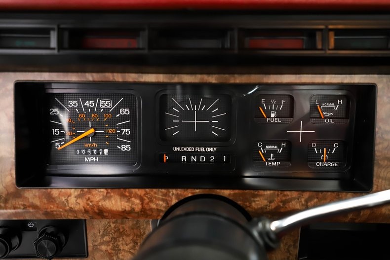imgi_21_1985-ford-f150-xlt-lariat