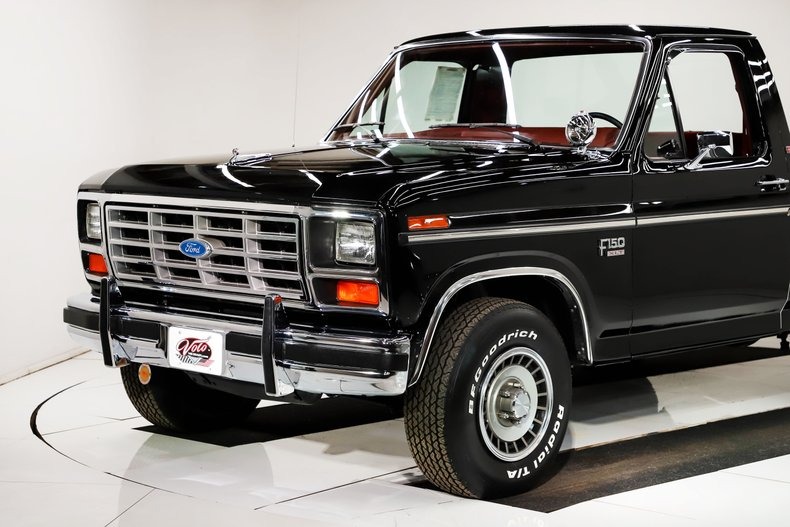 imgi_22_1985-ford-f150-xlt-lariat