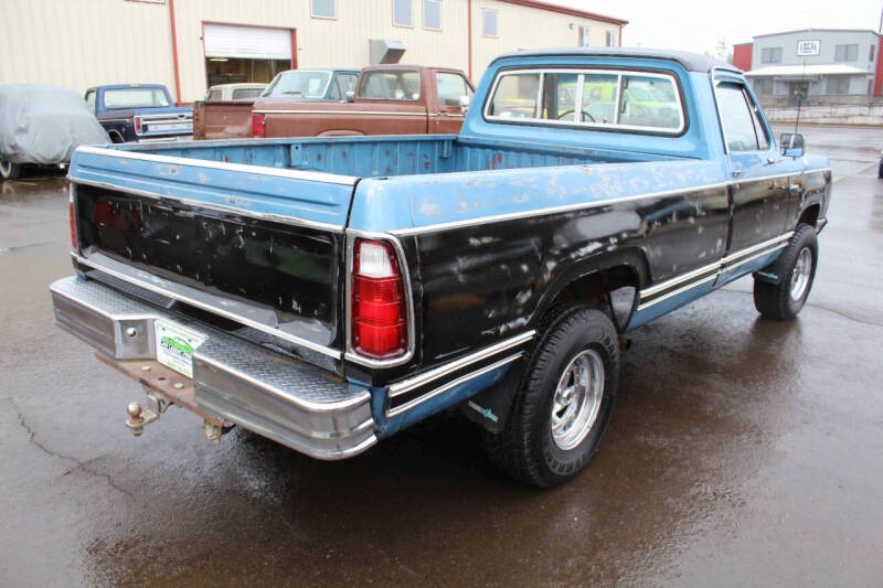 imgi_24_1977-dodge-d150-pickup-4x4-power-wagon