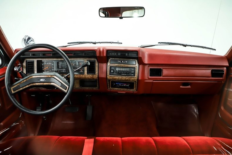 imgi_26_1985-ford-f150-xlt-lariat