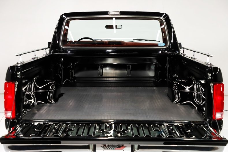 imgi_51_1985-ford-f150-xlt-lariat