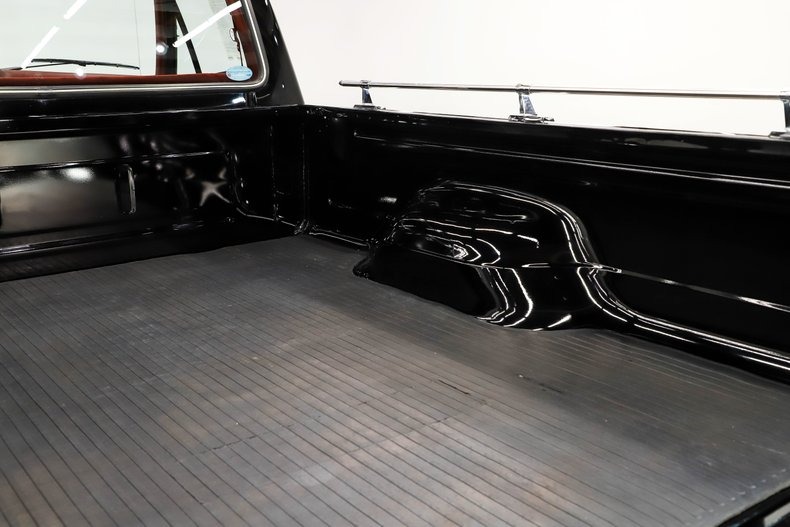 imgi_55_1985-ford-f150-xlt-lariat