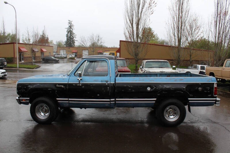 imgi_5_1977-dodge-d150-pickup-4x4-power-wagon