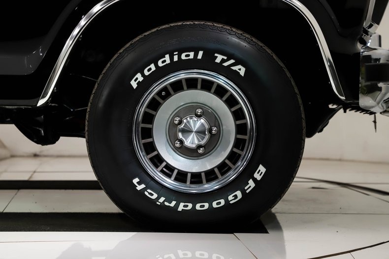 imgi_63_1985-ford-f150-xlt-lariat