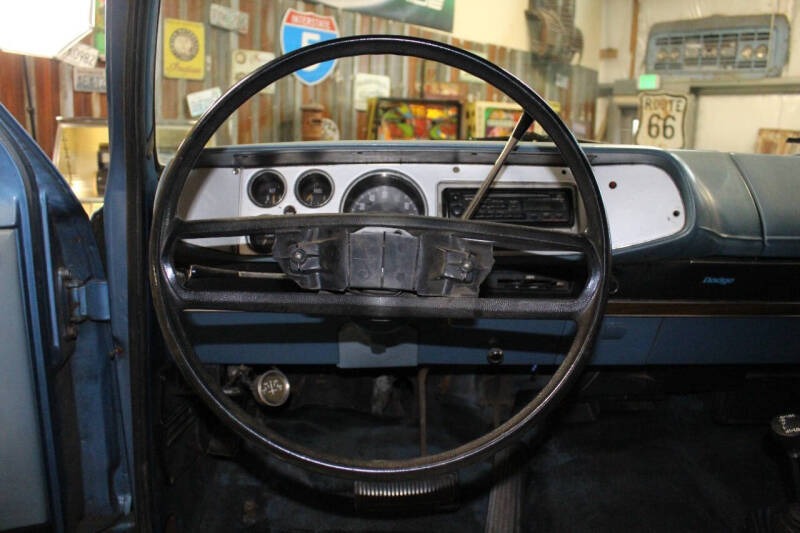 imgi_67_1977-dodge-d150-pickup-4x4-power-wagon