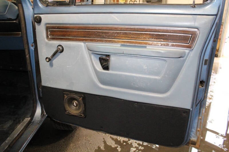imgi_69_1977-dodge-d150-pickup-4x4-power-wagon