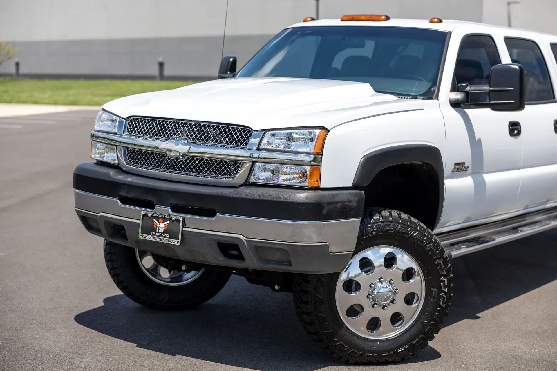 imgi_71_2003-chevrolet-silverado-3500-crew-cab-167-wb-4wd-drw