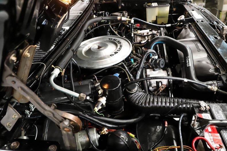 imgi_73_1985-ford-f150-xlt-lariat