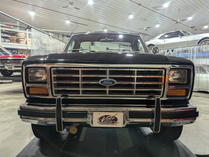 imgi_77_1985-ford-f150-xlt-lariat