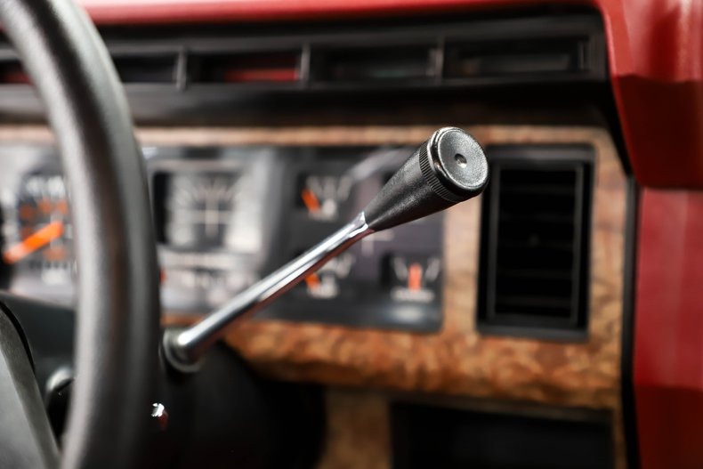 imgi_8_1985-ford-f150-xlt-lariat