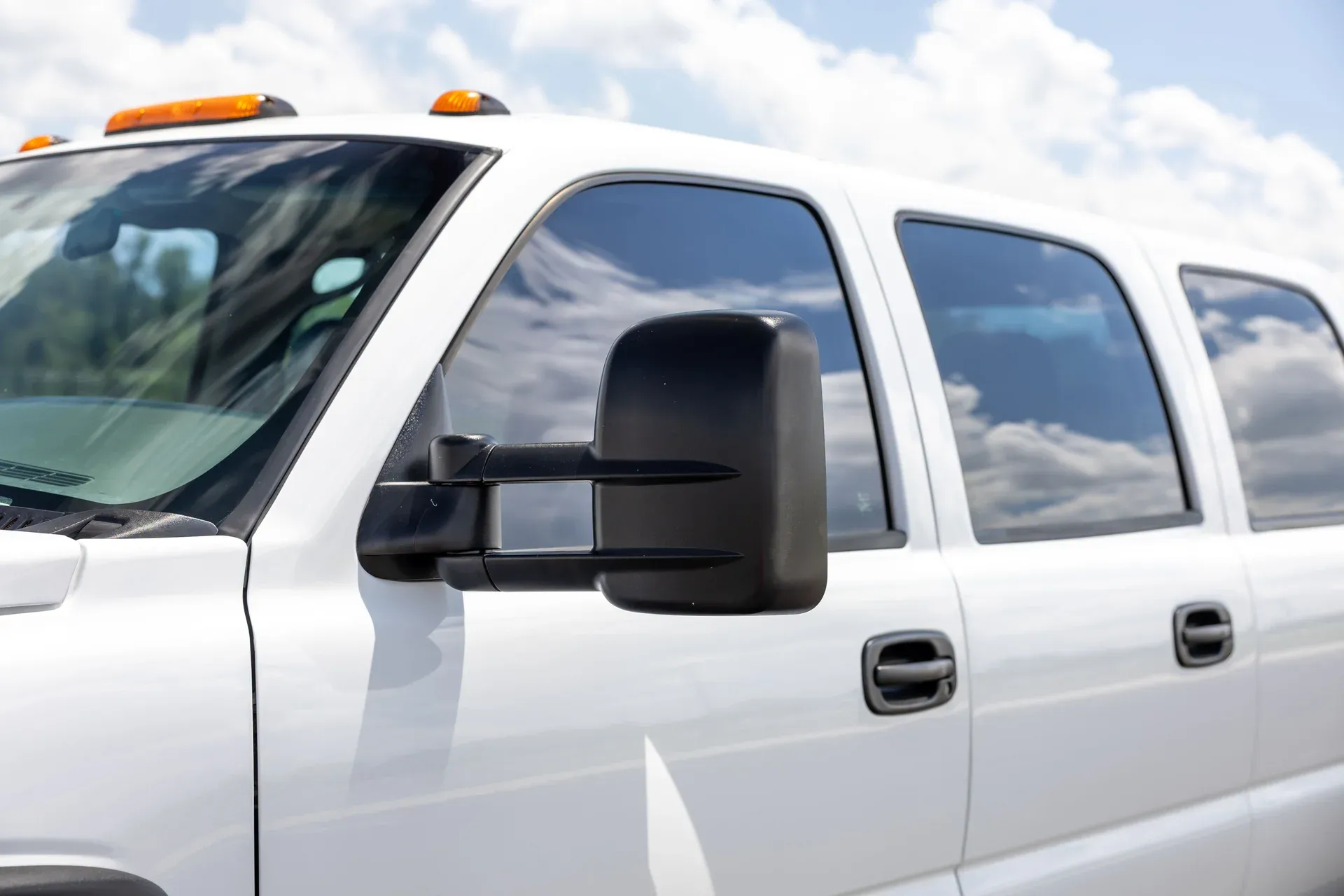 imgi_90_2003-chevrolet-silverado-3500-crew-cab-167-wb-4wd-drw