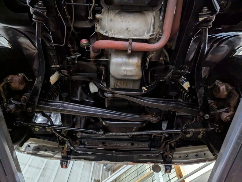 imgi_91_1985-ford-f150-xlt-lariat