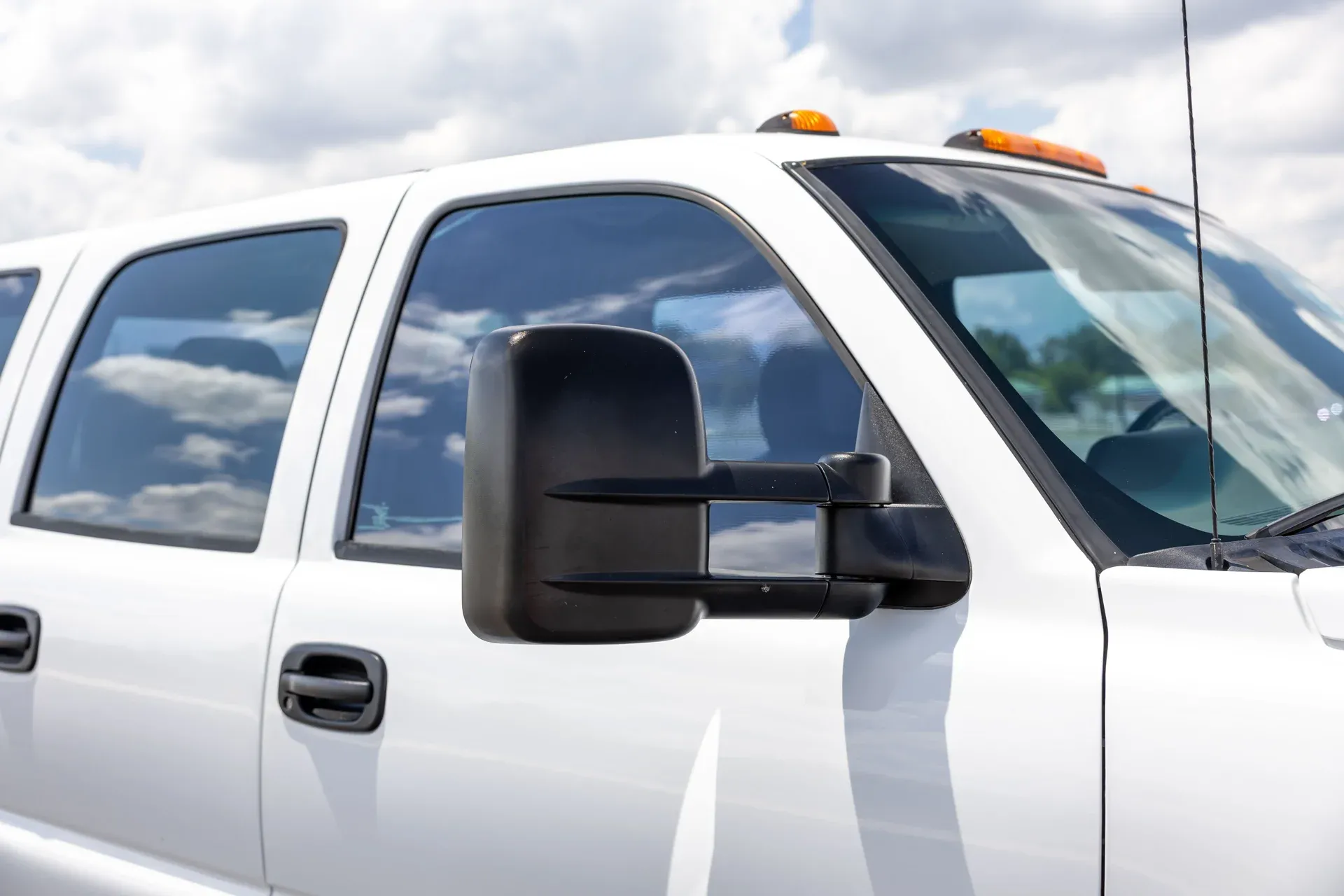 imgi_91_2003-chevrolet-silverado-3500-crew-cab-167-wb-4wd-drw