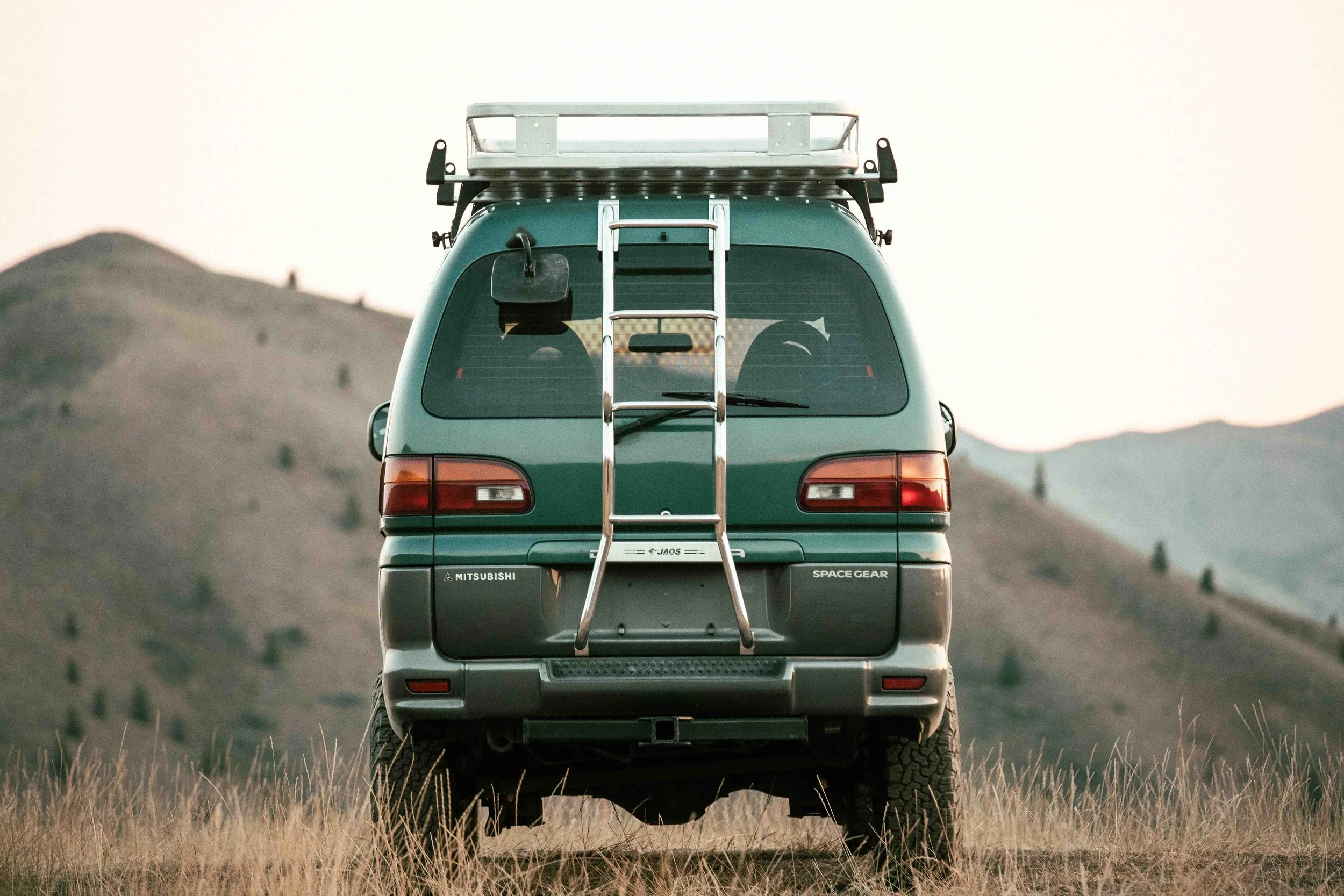 kimono-mitsubishi-delica-for-sale-04