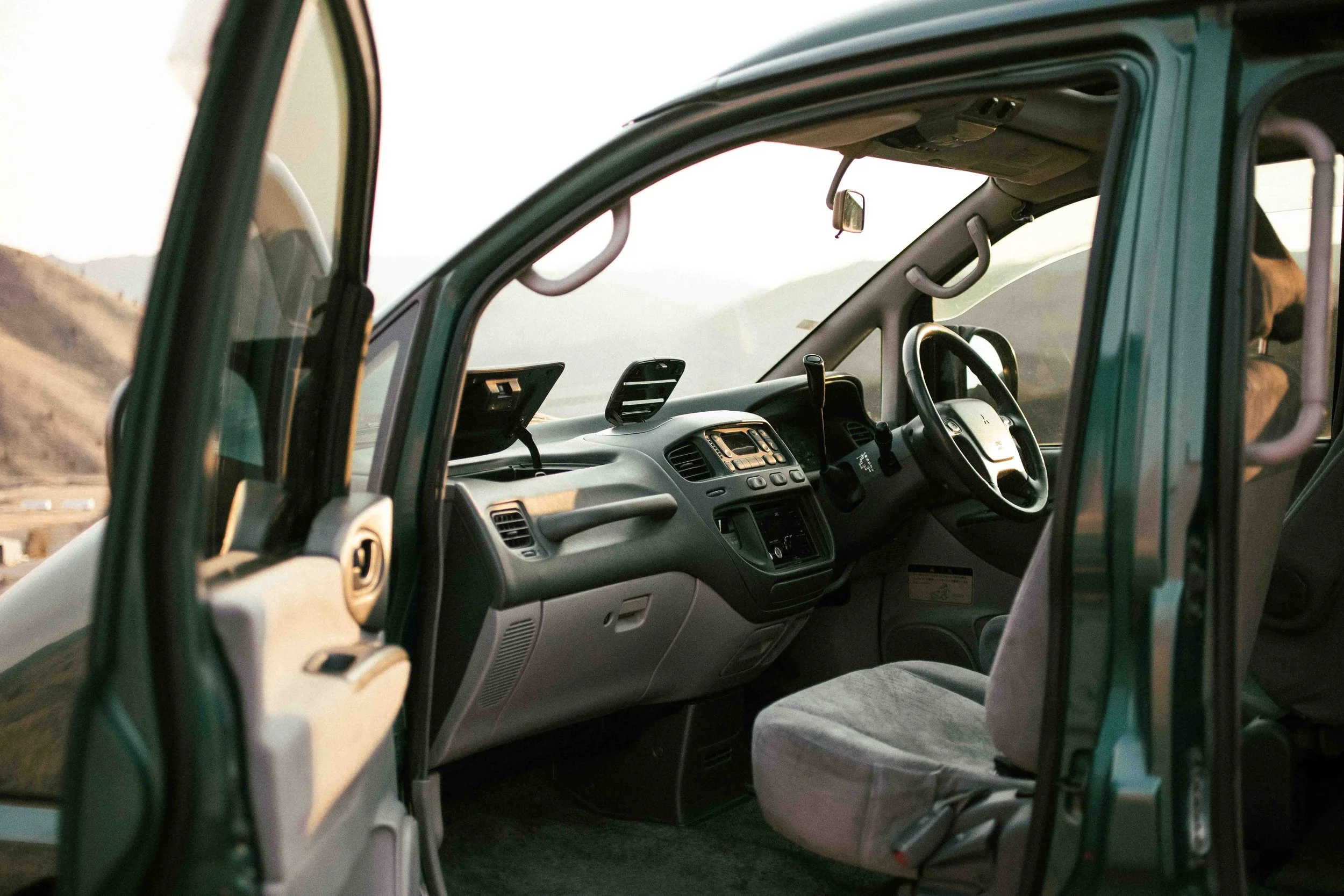 kimono-mitsubishi-delica-for-sale-14
