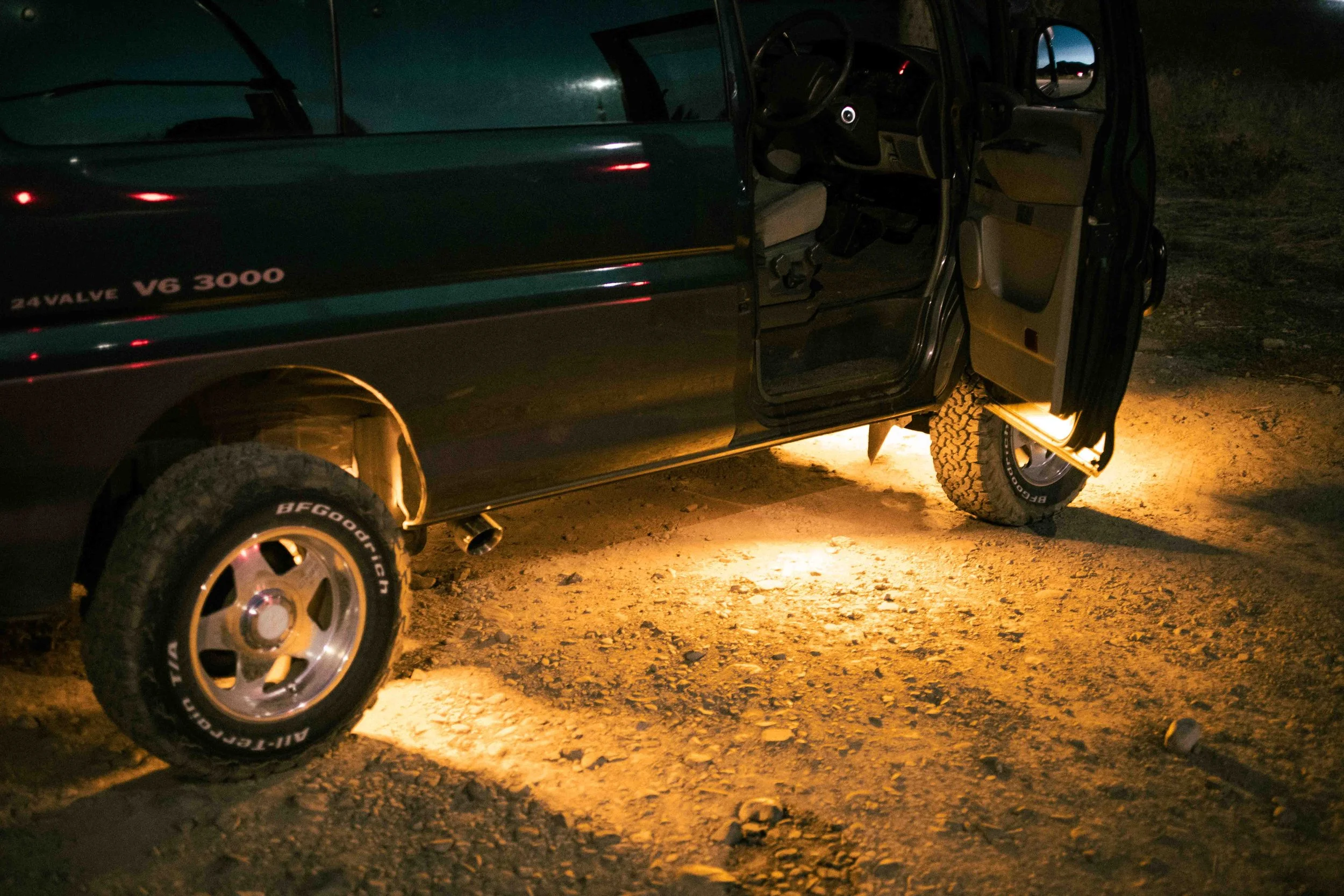 kimono-mitsubishi-delica-for-sale-53