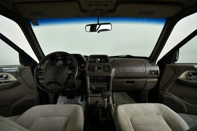 pre-owned-1997-mitsubishi-montero-ls-for-sale-bozeman-mt-17