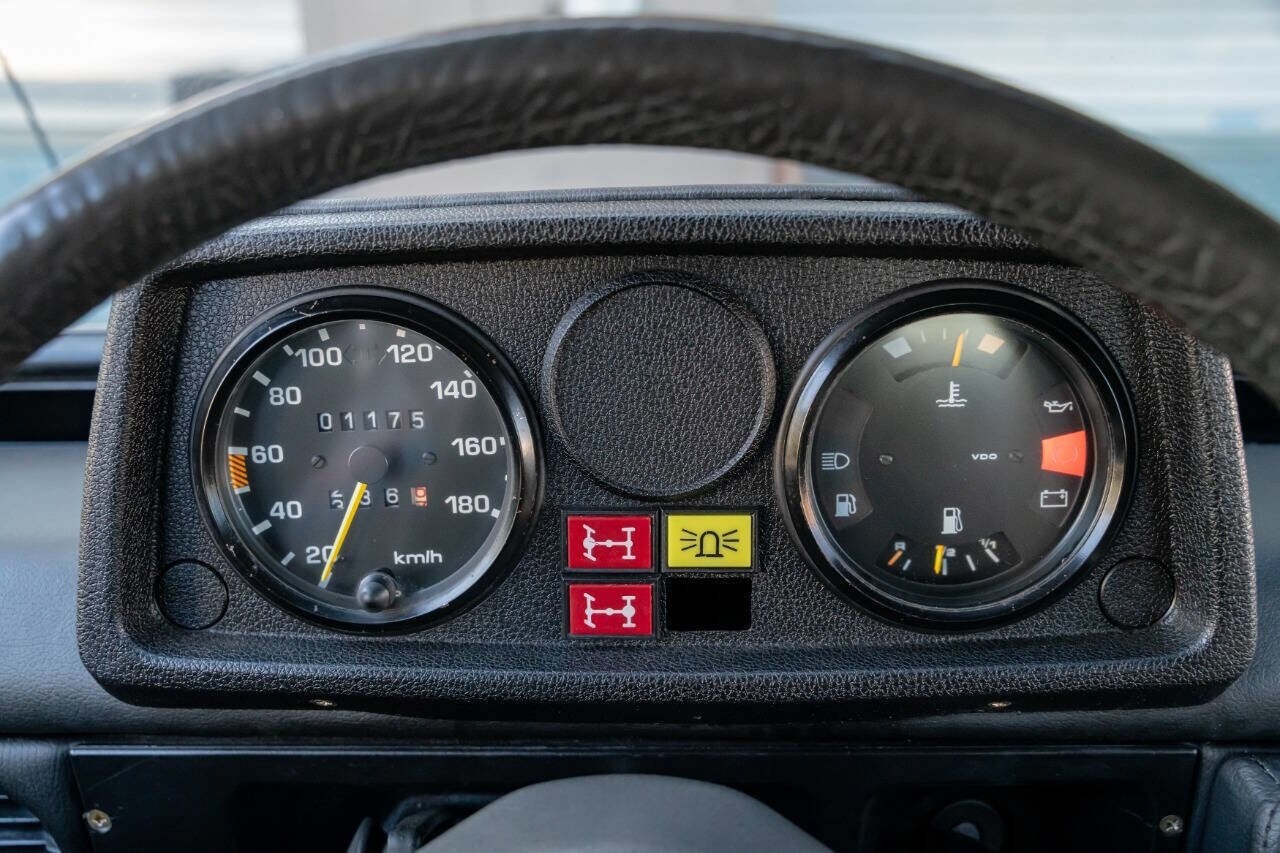 restored-1990-mercedes-benz-250gd-for-sale (45)