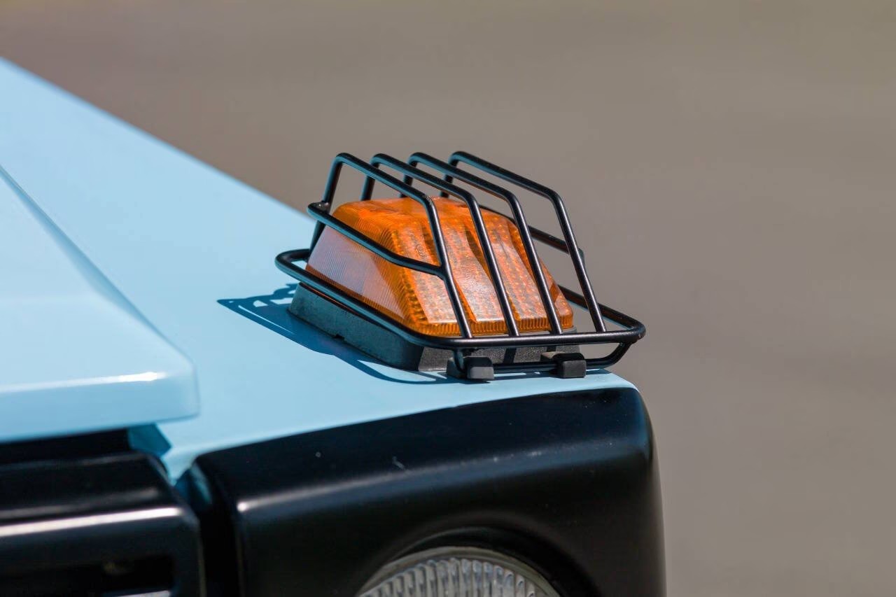 restored-1990-mercedes-benz-250gd-for-sale (54)