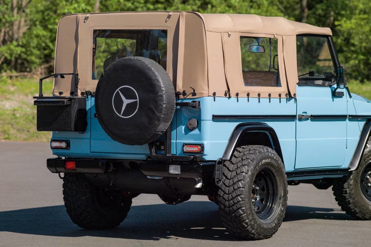 restored-1990-mercedes-benz-250gd-for-sale (79)