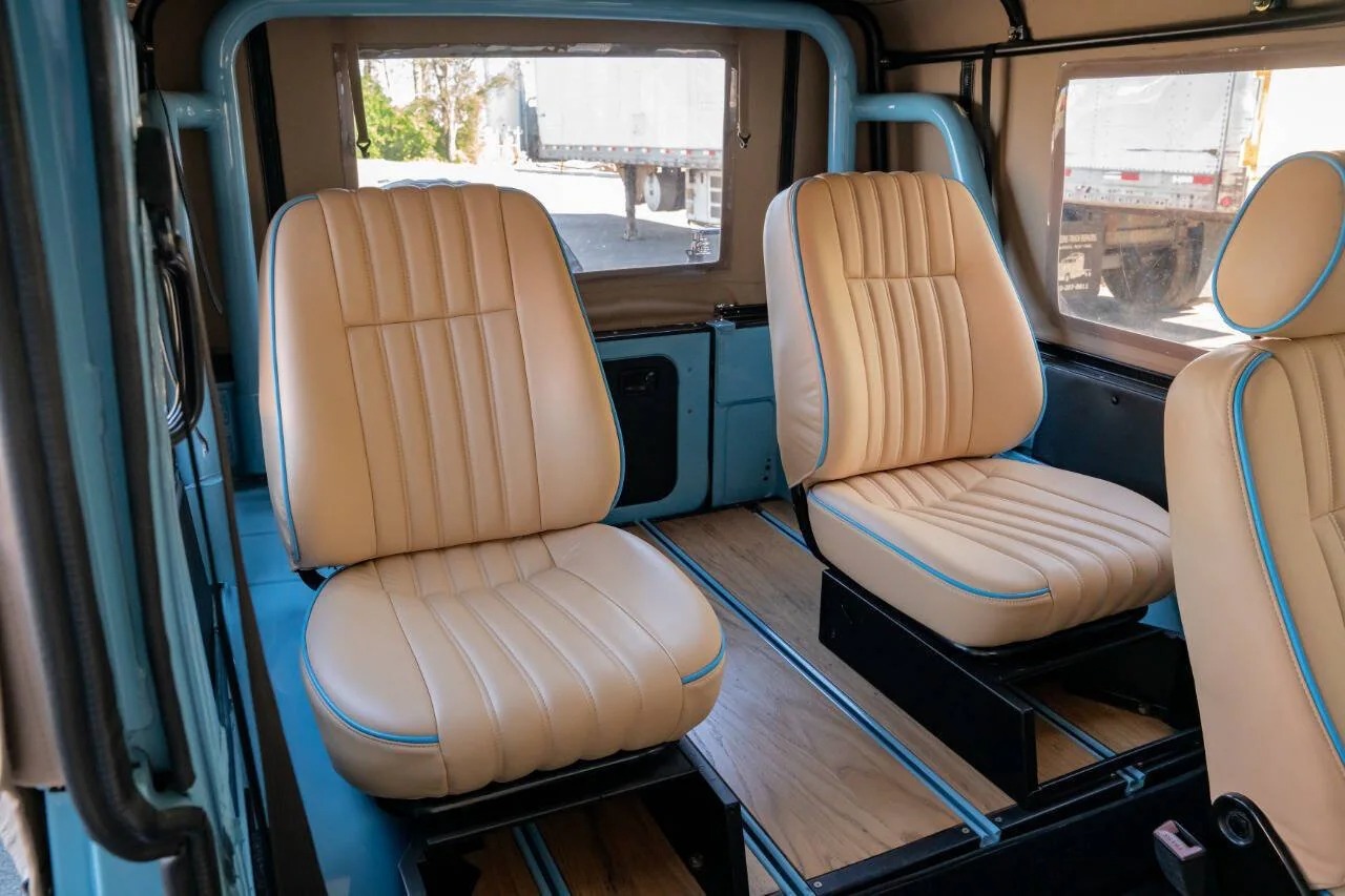 restored-1990-mercedes-benz-250gd-for-sale (88)