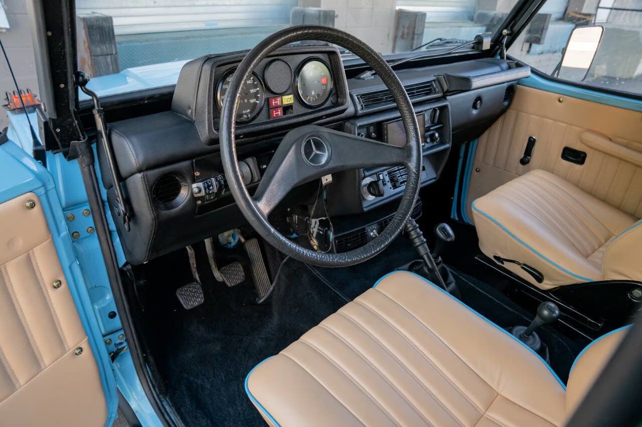 restored-1990-mercedes-benz-250gd-for-sale (97)