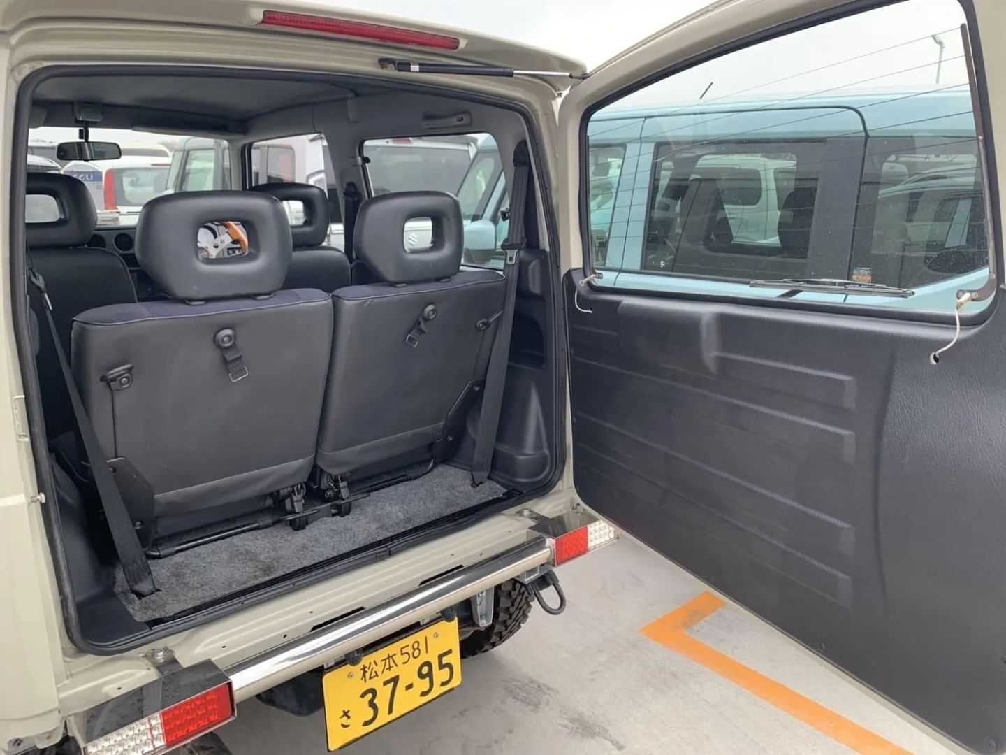 suzuki-jimny-for-sale-jdm-offroad-11