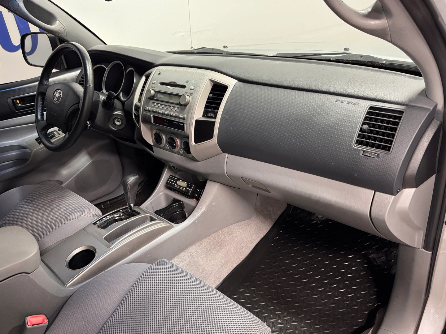 toyota-tacoma-double-cab-for-sale-12